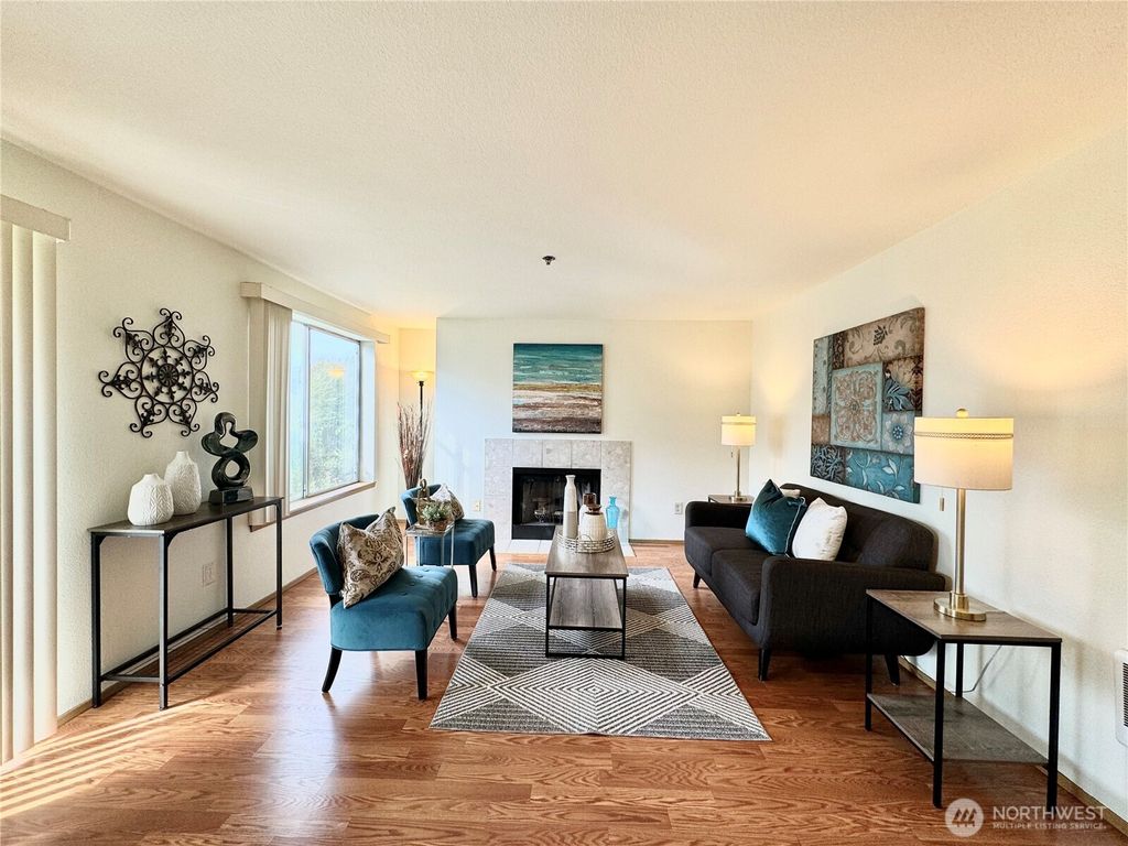 Photo of 28606 16th Avenue S #102, Federal Way, WA 98003 (MLS # 2441580)