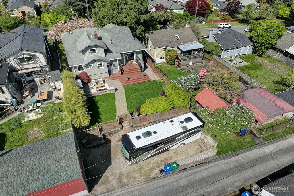 Photo of 5928 39th Avenue SW, Seattle, WA 98136 (MLS # 2364777)
