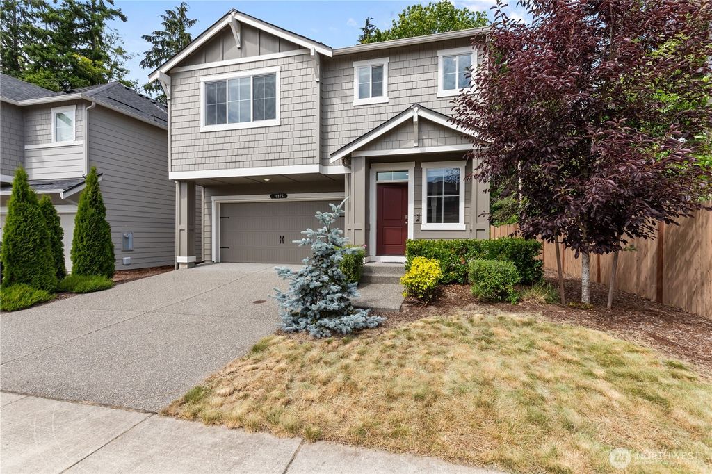 Photo of 10825 32nd Street NE, Lake Stevens, WA 98258 (MLS # 2402741)