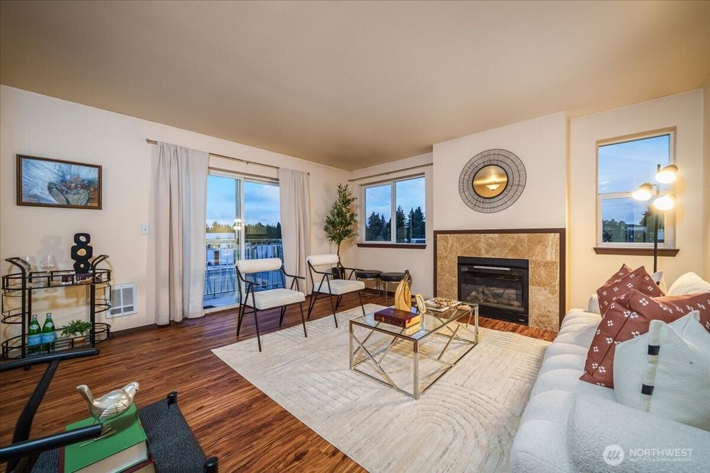 Photo of 11532 15th Avenue NE #401, Seattle, WA 98125 (MLS # 2457478)