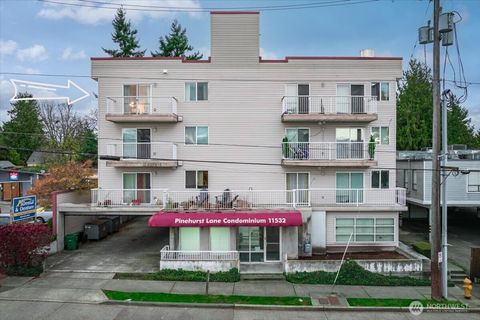11532 15th Avenue NE 401 Seattle WA 98125