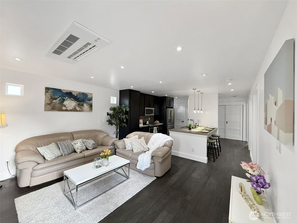 Photo of 620 Stevens Avenue NW, Renton, WA 98507 (MLS # 2478599)