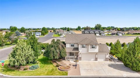 Photo of 9460 Albert Way Way SE, Moses Lake, WA 98837 (MLS # 2444296)