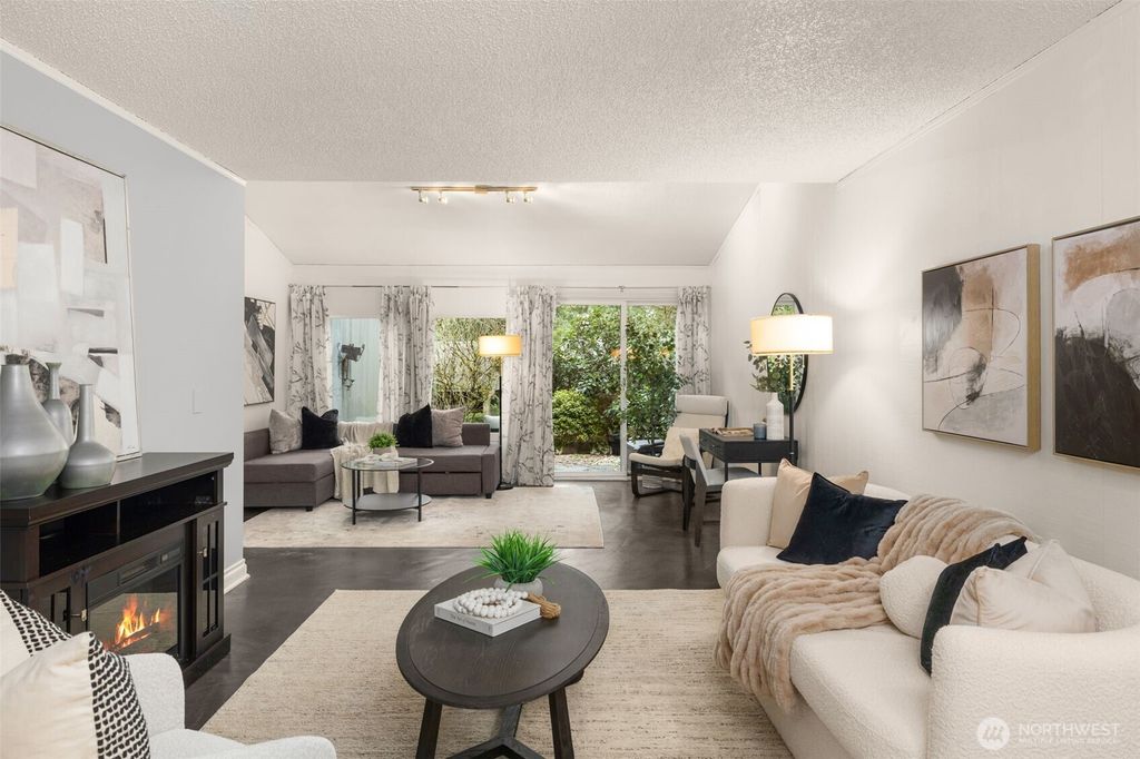 Photo of 13772 NE 60th St St #181, Redmond, WA 98052 (MLS # 2468227)