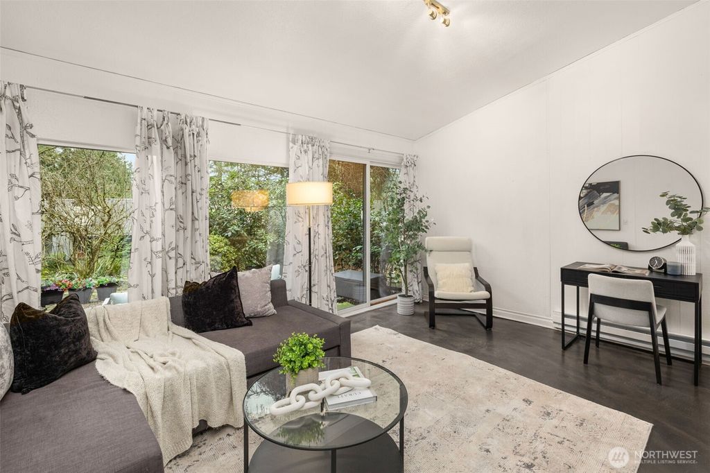 Photo of 13772 NE 60th St St #181, Redmond, WA 98052 (MLS # 2468227)