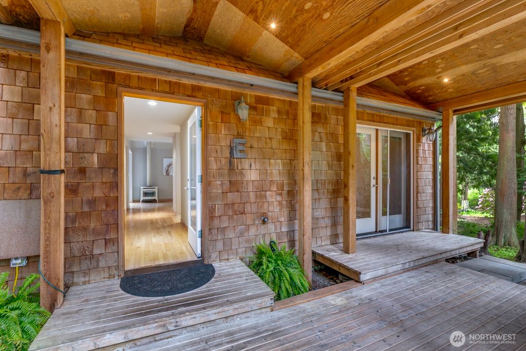 Photo of 8925 50th Avenue W, Mukilteo, WA 98275 (MLS # 2364968)