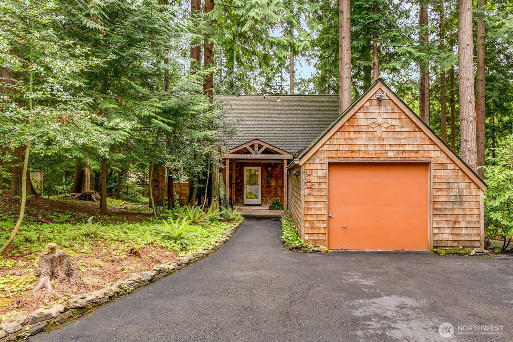 Photo of 8925 50th Avenue W, Mukilteo, WA 98275 (MLS # 2364968)