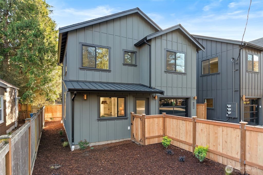Photo of 1709 NE 117th Street, Seattle, WA 98125 (MLS # 2479397)