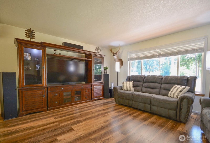 15016 Palmer Lane SE