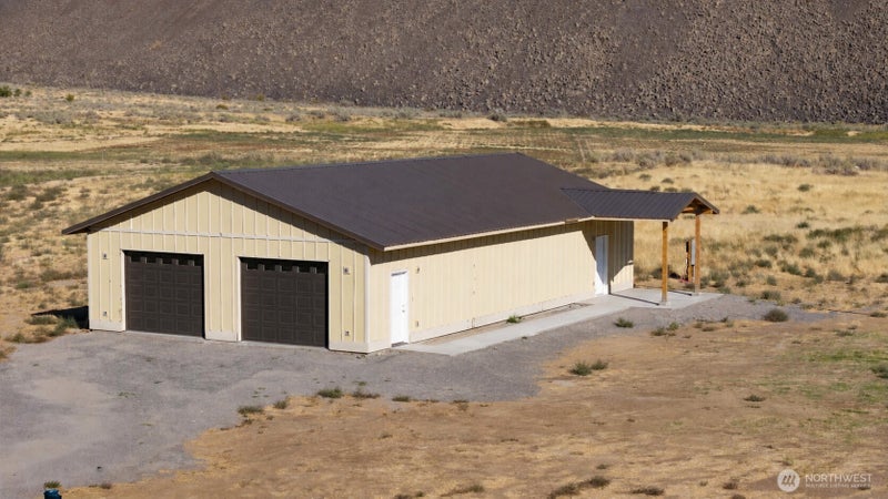 1050 Palisades Road