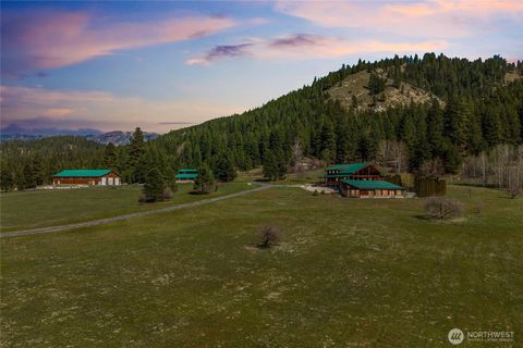 Photo of 18553 Camp 12 Road, Leavenworth, WA 98826 (MLS # 2508700)