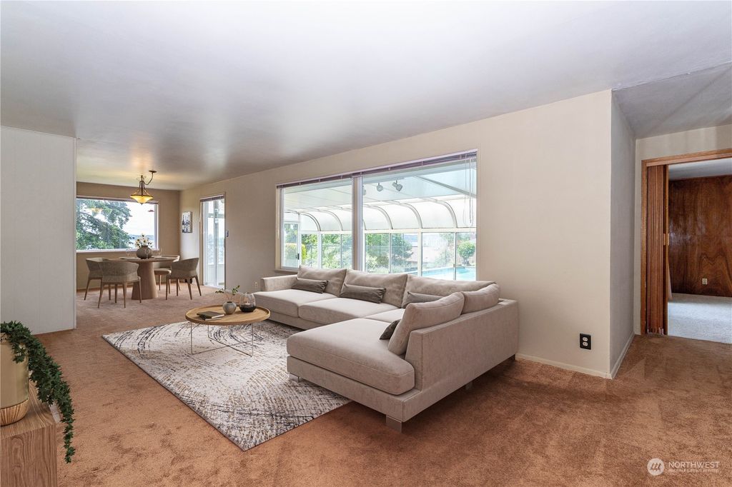 Photo of 11923 28th Avenue SW, Burien, WA 98146 (MLS # 2253351)