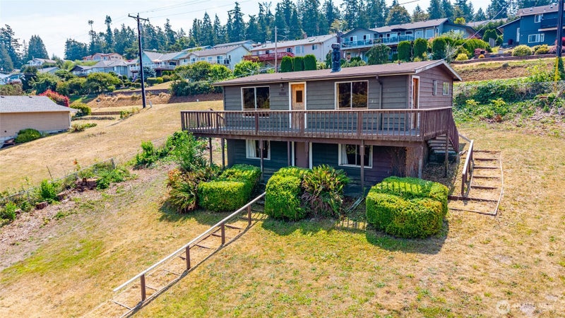 881 Rocky Point Drive