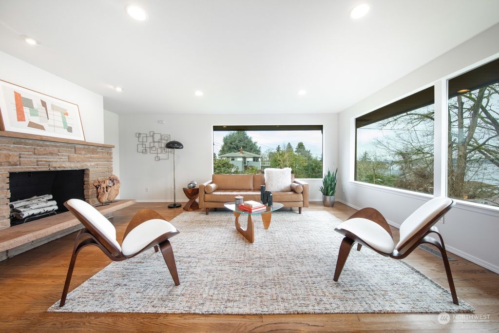 Photo of 6125 S Keppler St, Seattle, WA 98118 (MLS # 2194853)