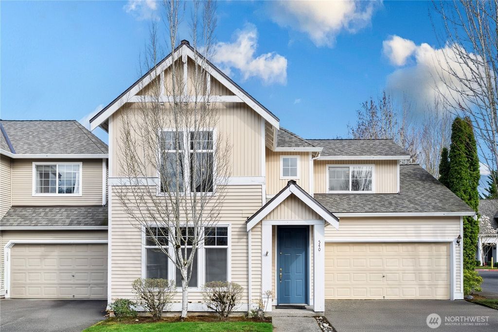 Photo of 540 227th Court NE, Sammamish, WA 98074 (MLS # 2351370)