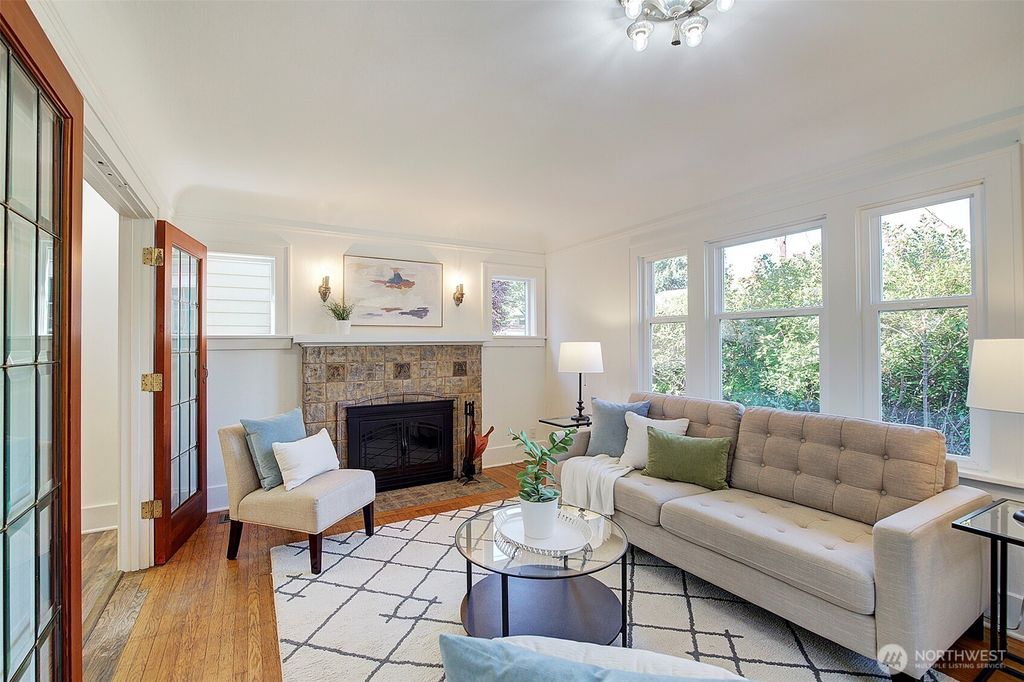 Photo of 737 N 80th Street, Seattle, WA 98103 (MLS # 2442320)