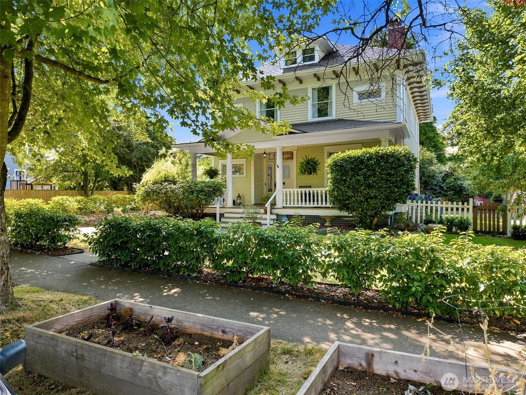 Photo of 1509 N 5th Street, Tacoma, WA 98403 (MLS # 2558719)