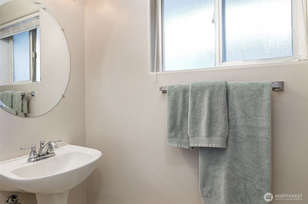 Photo of 7031 196th Street SW #B104, Lynnwood, WA 98036 (MLS # 2408846)