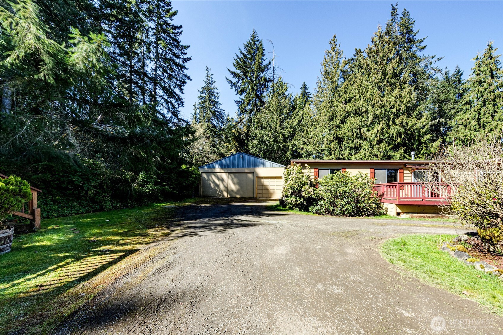106 S Jensen Road