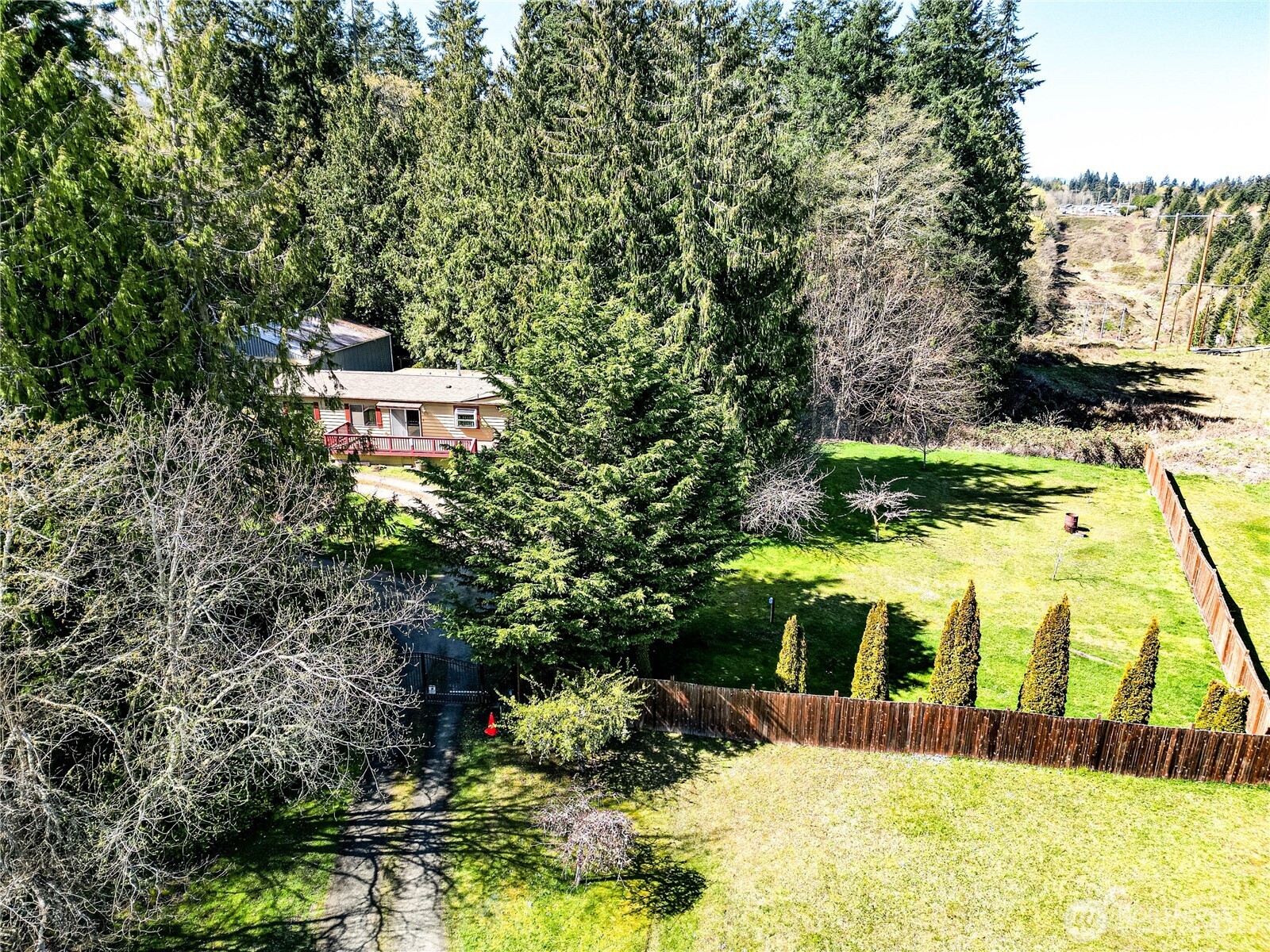 106 S Jensen Road