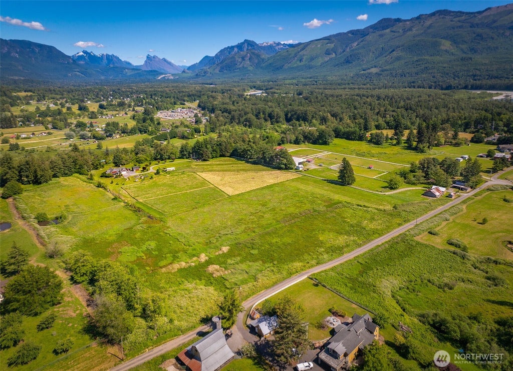 Photo of 13803 343rd Avenue SE, Sultan, WA 98294 (MLS # 2561440)