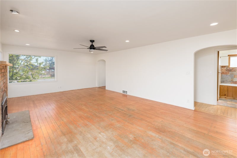 405 W Spruce Street