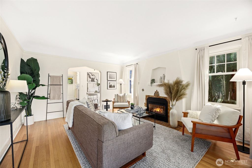 Photo of 7706 15th Avenue NE, Seattle, WA 98115 (MLS # 2416200)