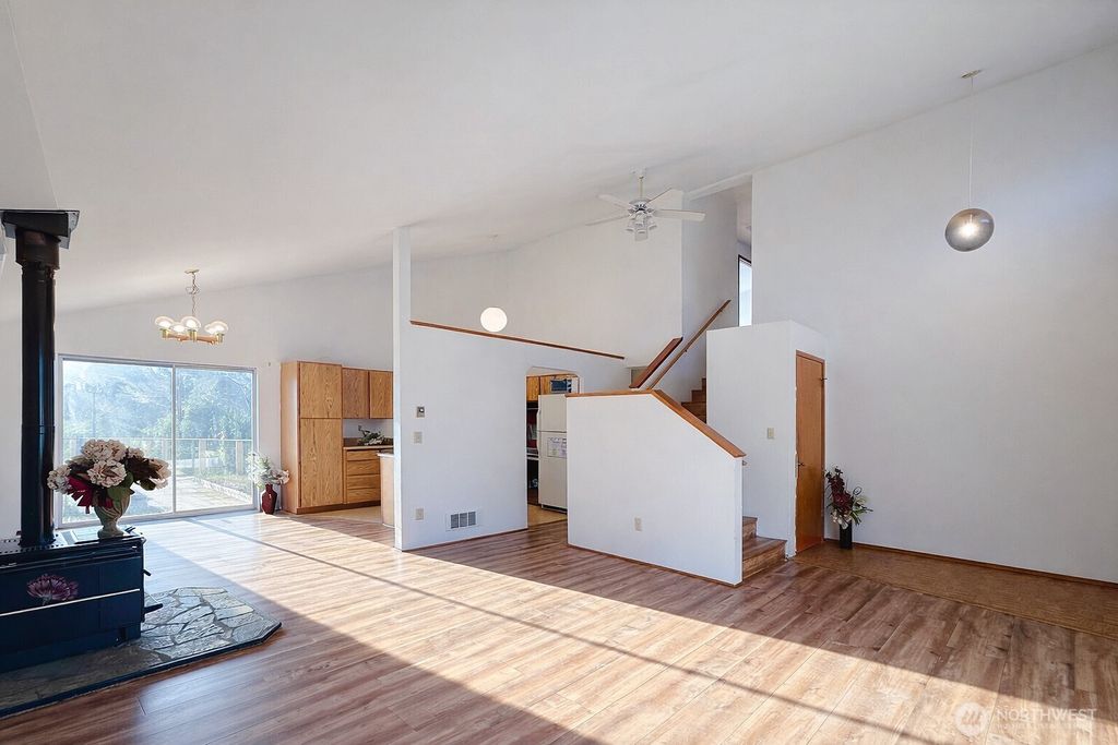 Photo of 14329 79TH PL NE Pl, Kirkland, WA 98034 (MLS # 2496058)