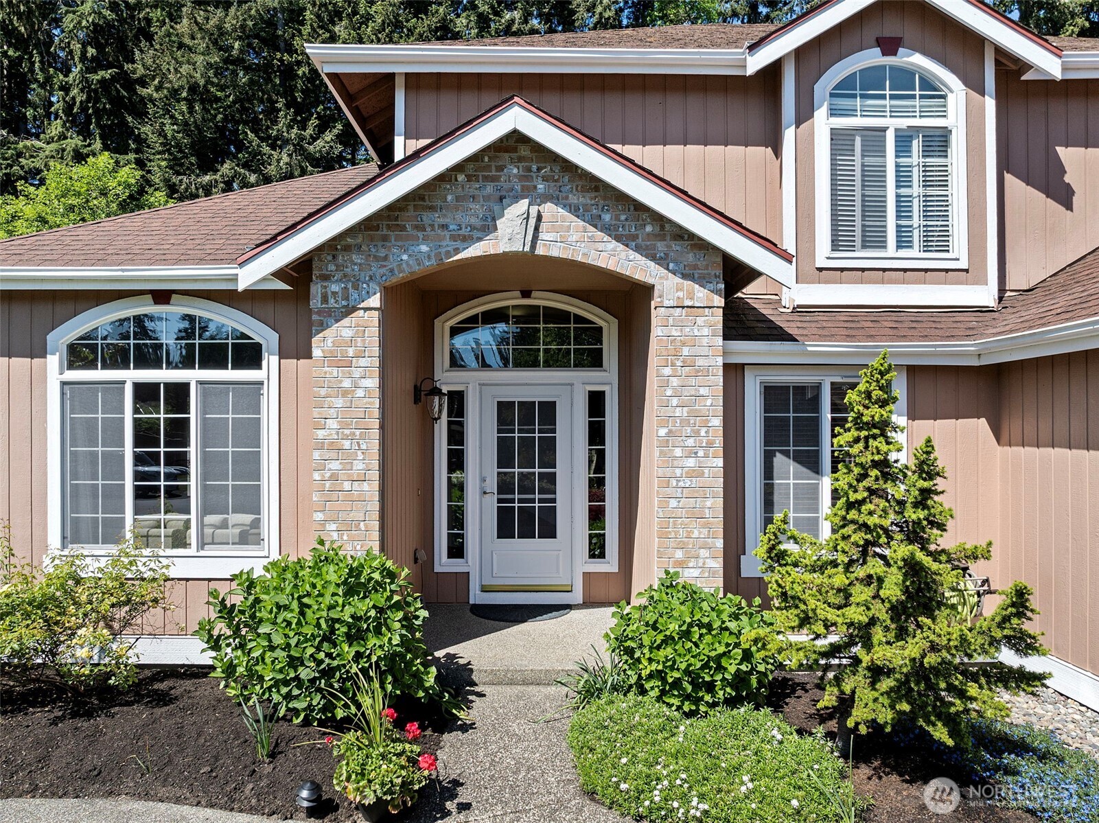 3804 17th Ave. Ct. NW