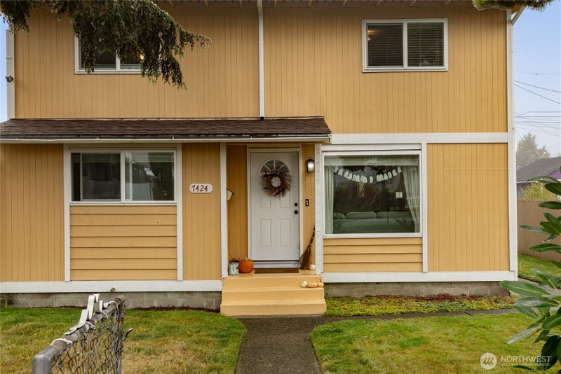 7424 Fawcett Avenue