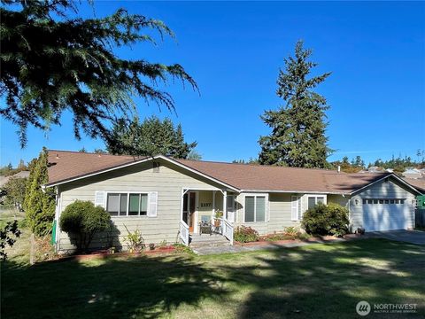 2137 Heritage Way Oak Harbor WA 98277