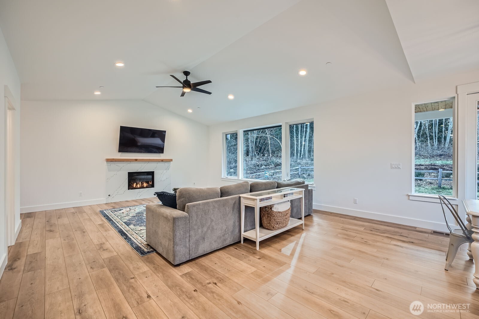 6137 404th Lane SE
