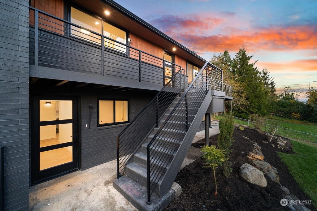 Photo of 7222 S Langston Road, Seattle, WA 98178 (MLS # 2180940)