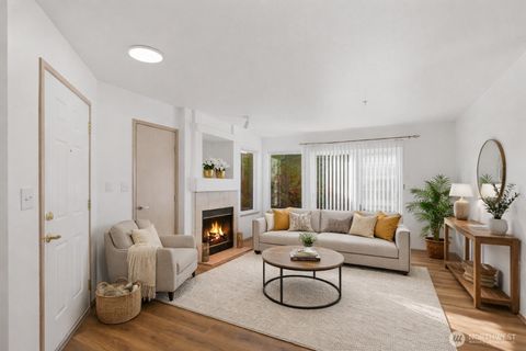 Photo of 11130 SE 208th Street #H102, Kent, WA 98031 (MLS # 2470921)