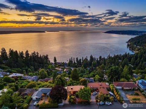 Photo of 2702 SW 167th Place, Burien, WA 98166 (MLS # 2561514)