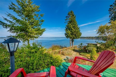 Photo of 6887 Holeman Avenue, Blaine, WA 98230 (MLS # 2435156)