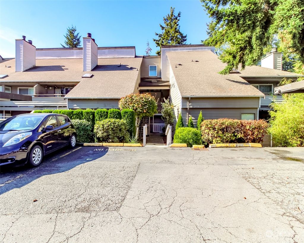 Photo of 2508 S 317th Street #106, Federal Way, WA 98003 (MLS # 2170853)