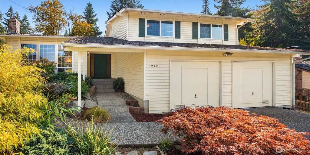 Photo of 12221 SE 47th Place, Bellevue, WA 98006 (MLS # 2438127)