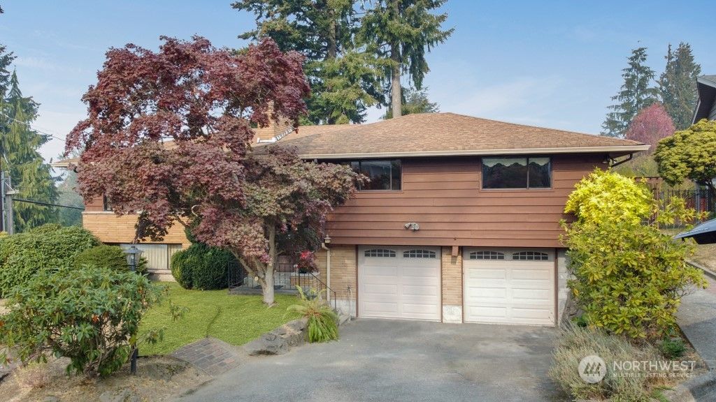 Photo of 1606 N 197th Place, Shoreline, WA 98133 (MLS # 2005183)