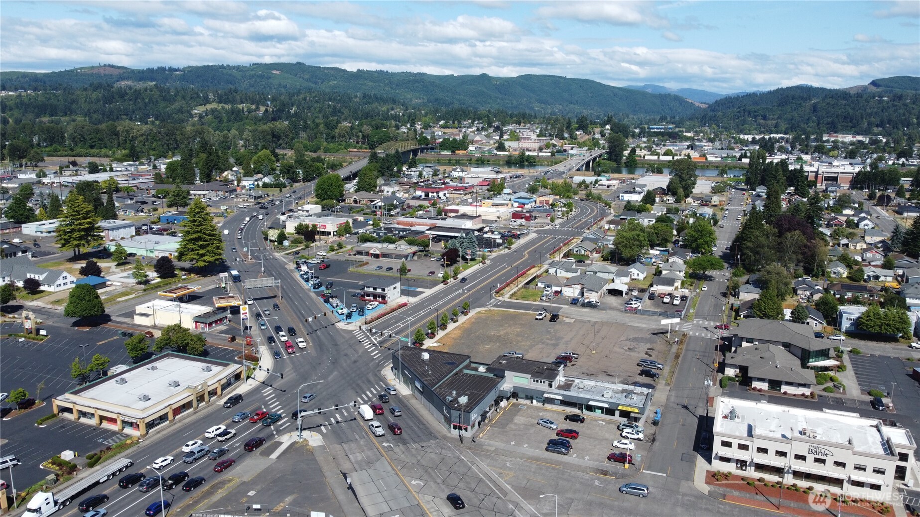 711 Vandercook Way 102