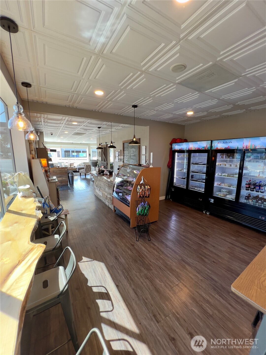 711 Vandercook Way 102