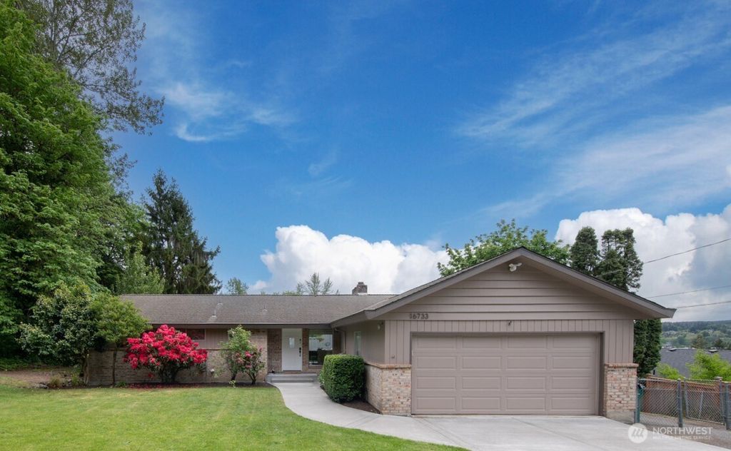 Photo of 16733 NE 87th Street, Redmond, WA 98052 (MLS # 2363532)