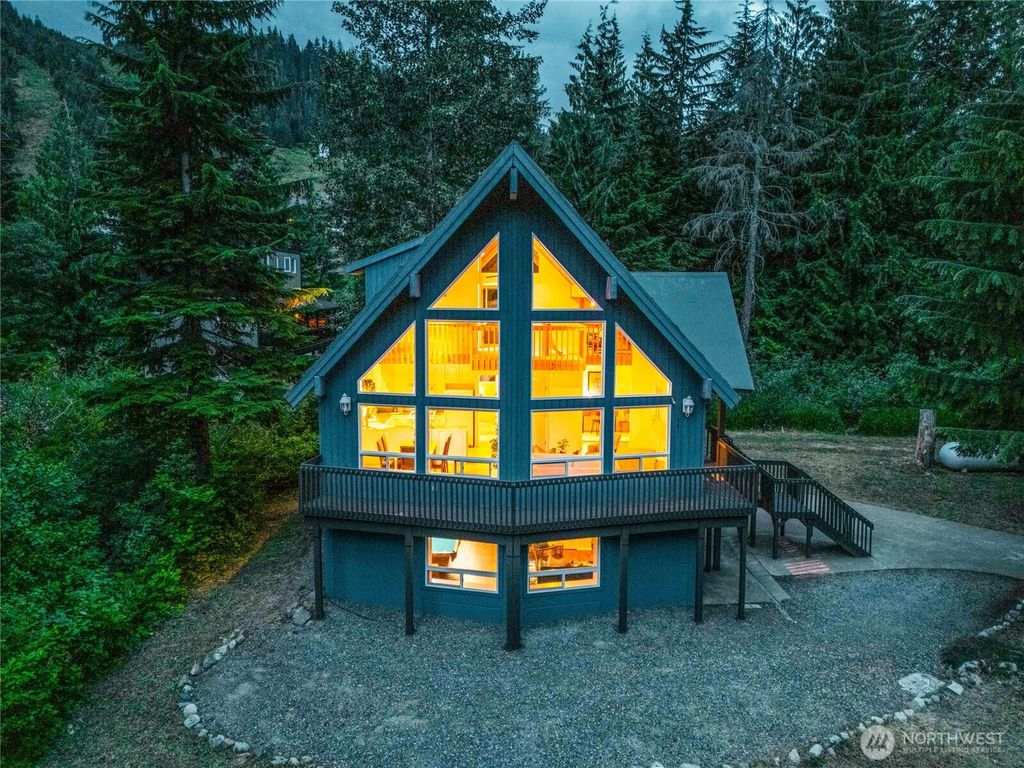 Photo of 481 Hyak Drive E, Snoqualmie Pass, WA 98068 (MLS # 2402938)