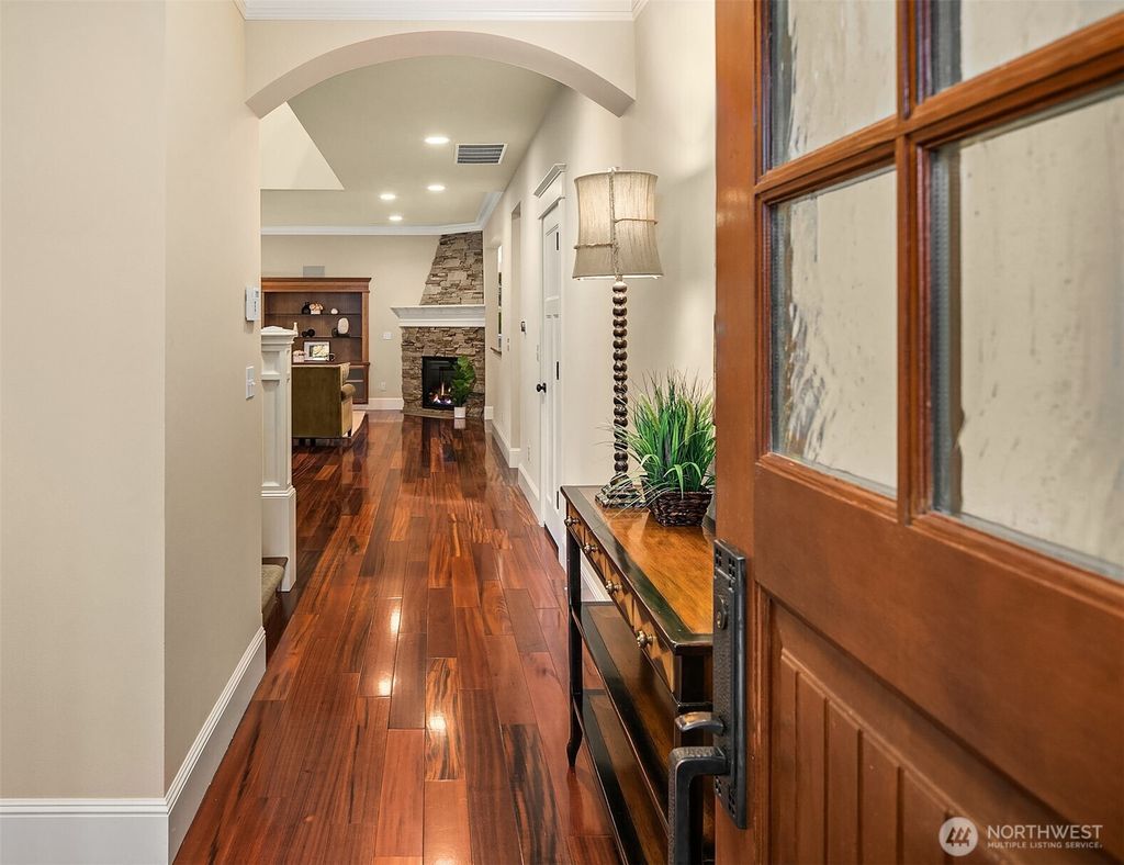 Photo of 1028 NE 92nd Street, Seattle, WA 98115 (MLS # 2357212)