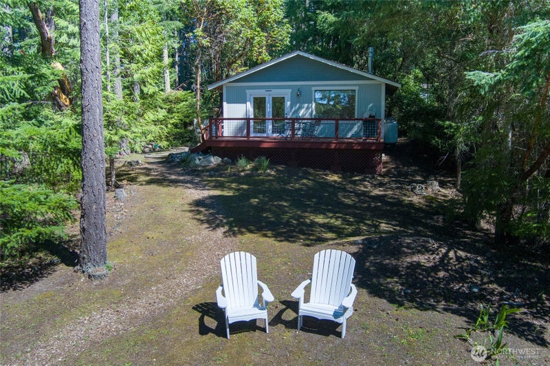 40 Brooks Lane