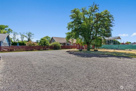 A home in Centralia