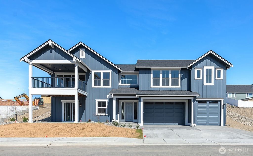 Photo of 637 S Juli Ave, East Wenatchee, WA 98802 (MLS # 2499951)