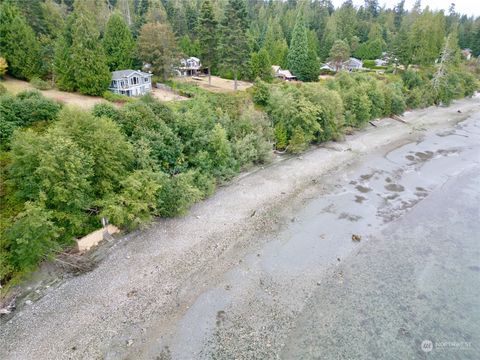 A home in Port Ludlow