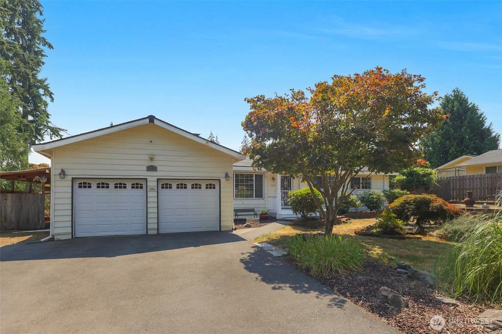 Photo of 3330 120th Street SE, Everett, WA 98208 (MLS # 2563978)