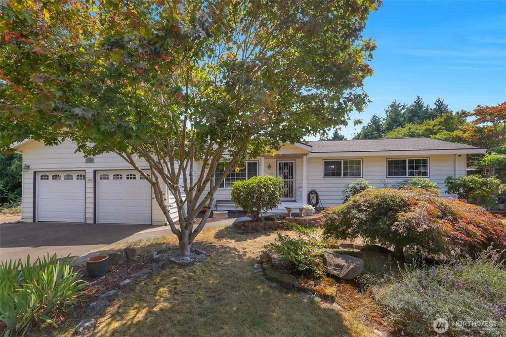 Photo of 3330 120th Street SE, Everett, WA 98208 (MLS # 2563978)